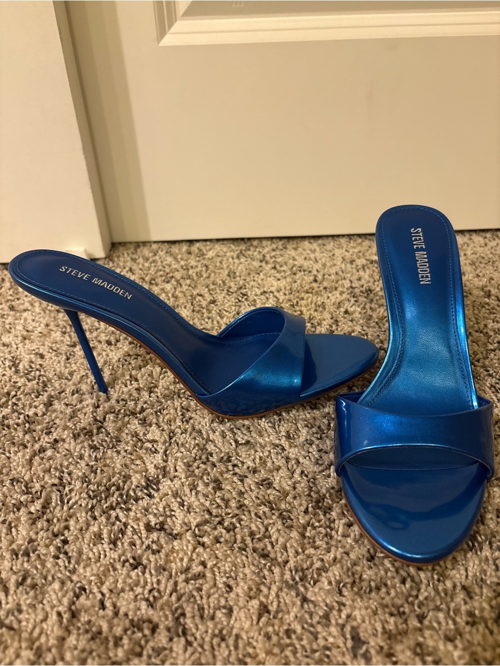 Steve Madden “Davina” Metallic Blue Stiletto Slide Heels
